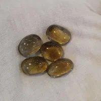 نگین در اسموکی کاملا طبیعی در نفتی در کوهی