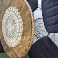 میز گرد و صندلی