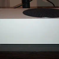 کنسول Xbox Series S در حد نو (کارکرده)