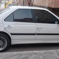 پژو پارس سفید عروسک