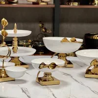 سرویس پذیرایی لوتوس لیلیوم