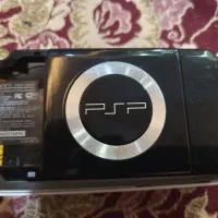 ال سی دی و قاب در حد نو psp 2000