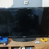 تلوزیون سامسونگ در حد نو