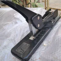 منگنه وسط زن کانگورو Kangaro HD-23L17 در حد نو