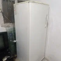 یخچال فریزر تک فریزر