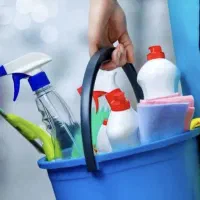 نیروی خدماتی جوان برای نظافت و کار بیرون