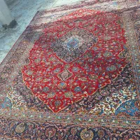 باسلام.فرش دست بافت قدیمی ولی کمی خرابی دارد|فرش|اصفهان, براآن شمالی|دیوار