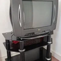 تلویزیون ‌LG به همراه میزتلویزیون