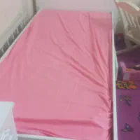 تخت و کمدو میز آرایش نوجوان|تخت و سرویس خواب|ورامین, ورامین|دیوار