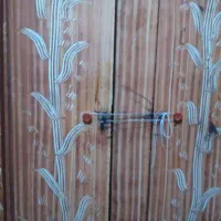 یکعددکمد قدیمی بفروش میرسد