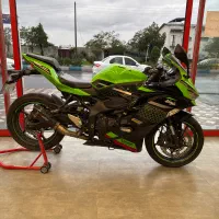 کاوازاکی zxr25