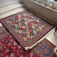 گیلیم خوش طرح و رنگ