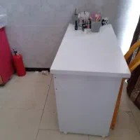میز دو ماه استفاده شده و دست ساز