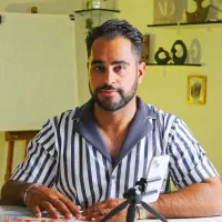 معلم زبان انگلیسی