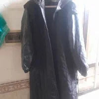 کاپشن بارانی و 5 عدد سینی مجلسی استفاده نشده اصلا