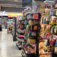 نیازمند صندوقدار خانم برای شیفت و عصر