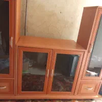 میز تلوزیون و میز کنسول کاملا سالم