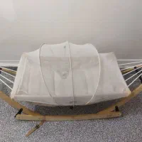 گهواره بچه چوبی