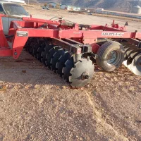 خدمات تراکتور فوق سنگین شخم عمیق و دیکس سنگین|خدمات باغبانی و درختکاری|سرپل ذهاب, |دیوار