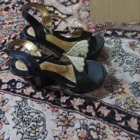 صندل دخترانه 250تومن سایز 38|کفش و لباس بچه|شیراز, سلطان آباد|دیوار