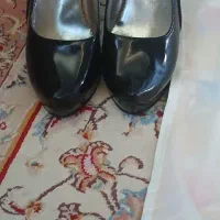 دوعددکفش سایز۳۸ هردو یک بار پوشیده شده