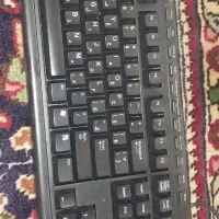 مانیتور و کیبورد