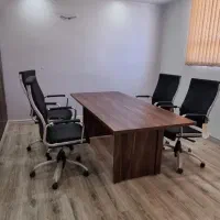 میز کنفرانس
