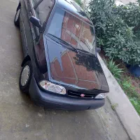 پرایدمدل۸۴ یه گلگیرویه نثف دررنگ اتاق بدون پوسیدگی