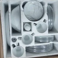 سرویس چینی۶نفره-۴۴تیکه نو