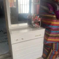 میز ارایش ۴کشوی