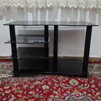 یک عدد میز تلویزیون نو