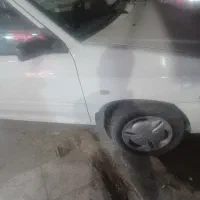 به یک نفر خانم با ماشین نیازمندم