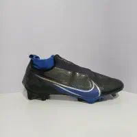 کفش فوتبال/کشتی/بسکتبال کتونی اورجینال استوک|کیف، کفش، کمربند|شاهینشهر, فردوسی|دیوار