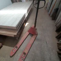 لبه چسبان نوین چوب ۵ ایستگاه پنل بر پمپ باد۱۰۰۰|ماشین‌آلات صنعتی|اصفهان, باغ فدک|دیوار