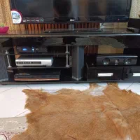 میز تلویزیون شیشه ای