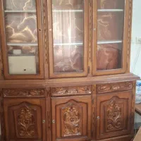 ویترین چوبی سالم