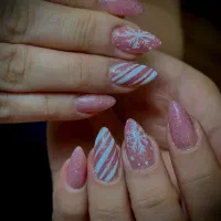 ناخن ۳۰۰|خدمات آرایشگری و زیبایی|رشت, کوی جام جم|دیوار