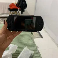 کنسول همراه پی اس پی استریت