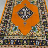 فرش دستباف طرح قشقایی وزن ۵ کیلو (مادر کرج هستیم)|فرش|مرند, |دیوار