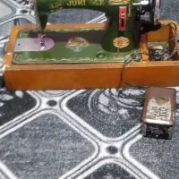 چرخ خیاطی قدیمی خوب وسالم