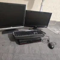 دو عدد مانیتور