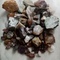 سنگ قیمتی وفسیل