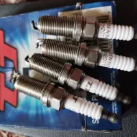 سوزن انژکتور .شمع و وایر نو و استوک در حد نو .|قطعات یدکی و لوازم جانبی|کرج, ساسانی (قلمستان)|دیوار