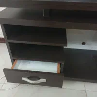 میز وسط۸۰در۸۰میز تلویزیون هردو تمیز|میز تلویزیون|کرج, باغستان|دیوار