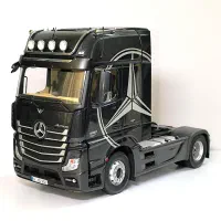 ماکت غول پیکر کامیون بنز آکتروس مقیاس 1/18