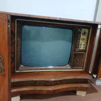 تلوزیون  کامودی بدون عیب ایراد روشن