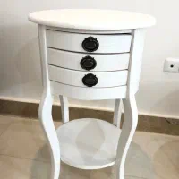 میزتلفن سفید