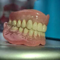 ساخت دندان مصنوعی اقتصادی با خدمات در منزل|خدمات آرایشگری و زیبایی|ری, دیلمان|دیوار