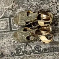 کفش‌پاشنه‌دار