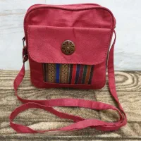 کیف دستی و دوشی و کولی زنانه و دخترانه|کیف، کفش، کمربند|قم, دروازه چوبی|دیوار